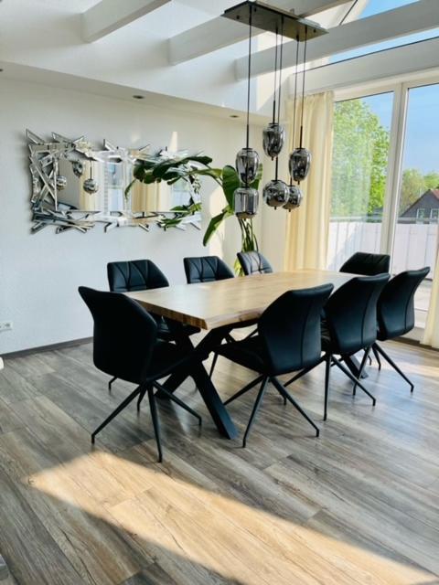 Apartment 160Qm 5 Schlafzimmer 1 Wohnzimmer Terrasse Und Balkon 威廉港 外观 照片
